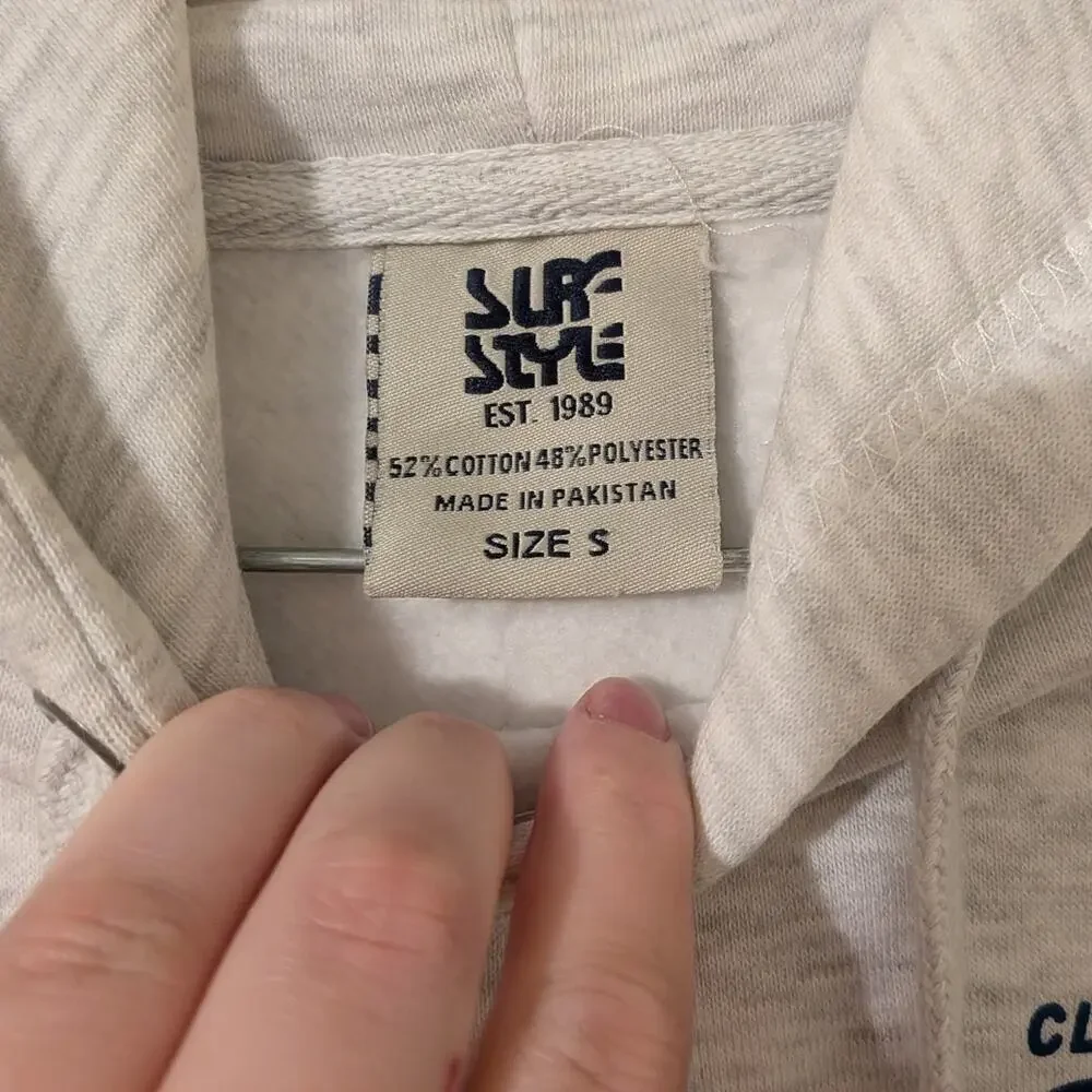 Surf Style Clearwater Est, 1989 Beach Grey White Pullover Hoodie